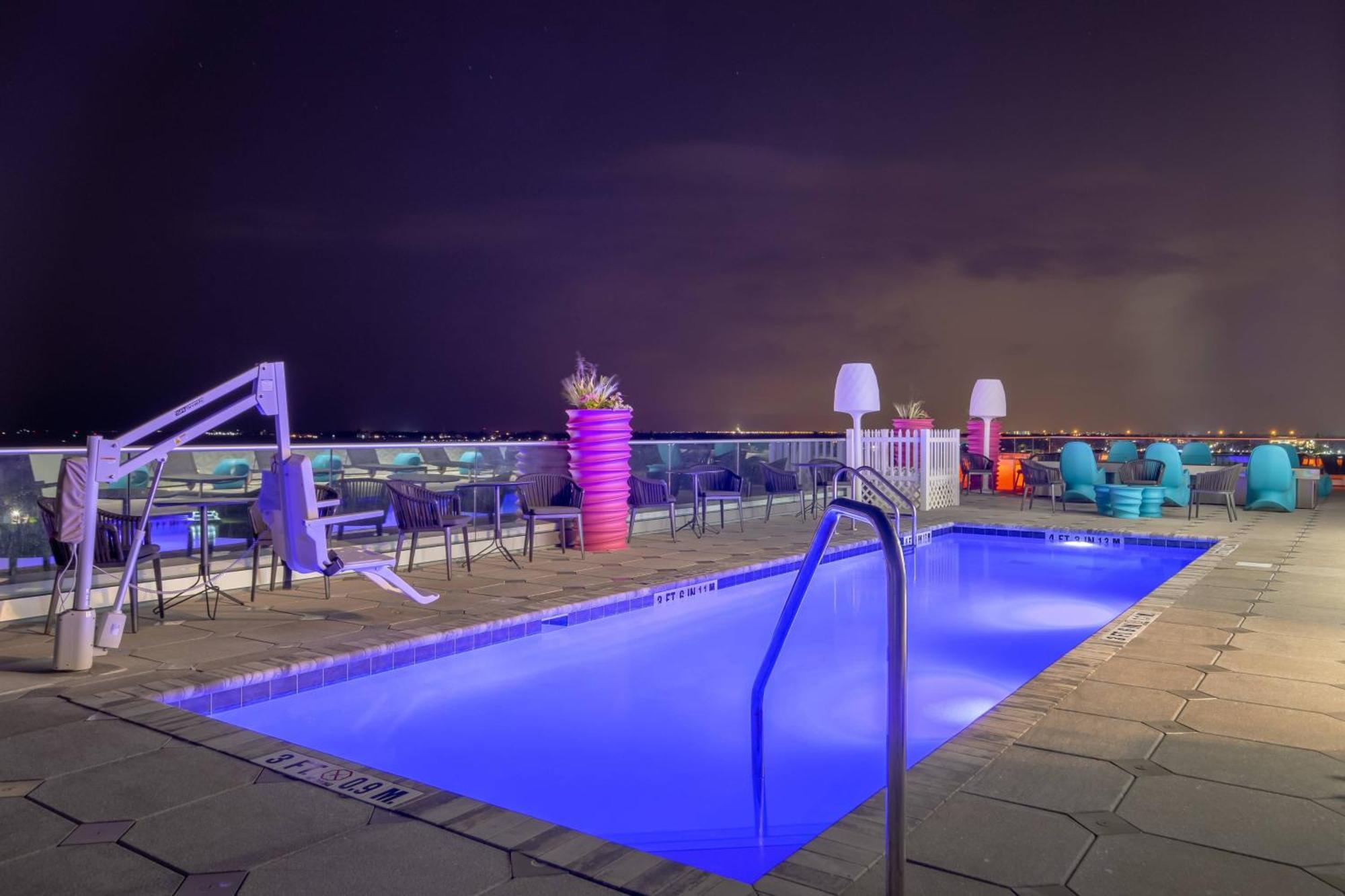 Springhill Suites By Marriott Bradenton Downtown/Riverfront Bagian luar foto