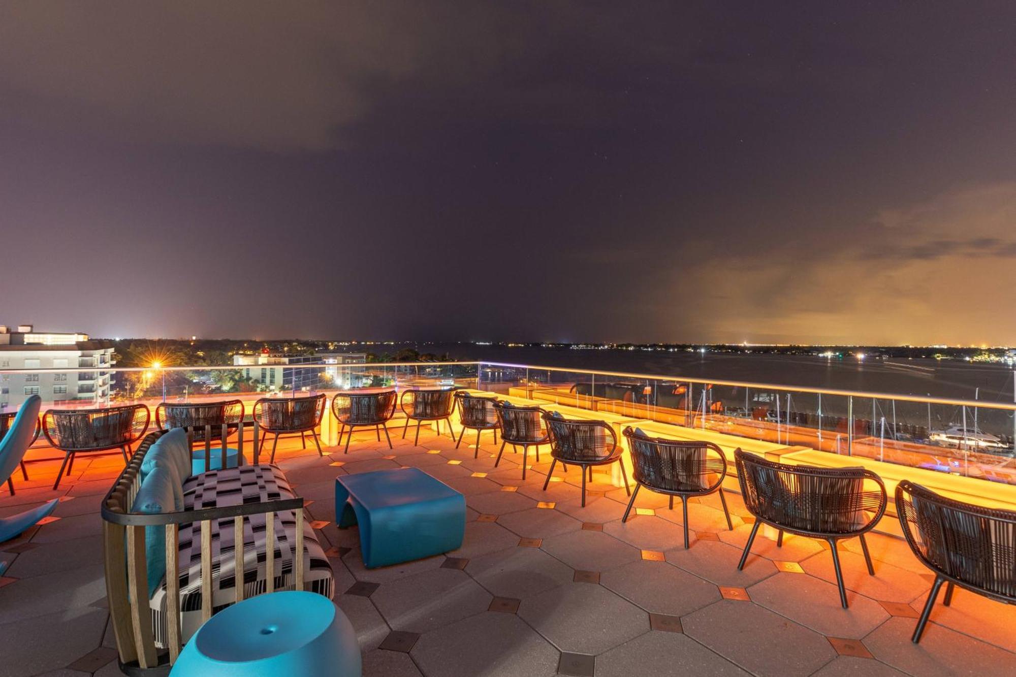 Springhill Suites By Marriott Bradenton Downtown/Riverfront Bagian luar foto